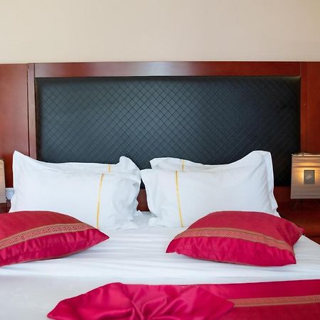 Orient Park Hotel Kigali Bagian luar foto